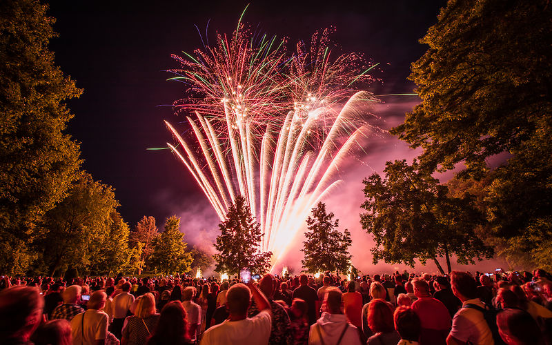 Höhenfeuerwerk zu den Rosengartenfesttagen 2022